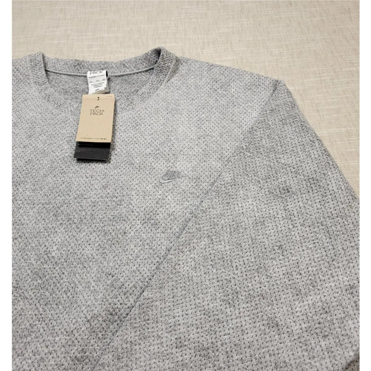 Nike clothing - DQ4264-077 - DQ4264-077 - Gray 1
