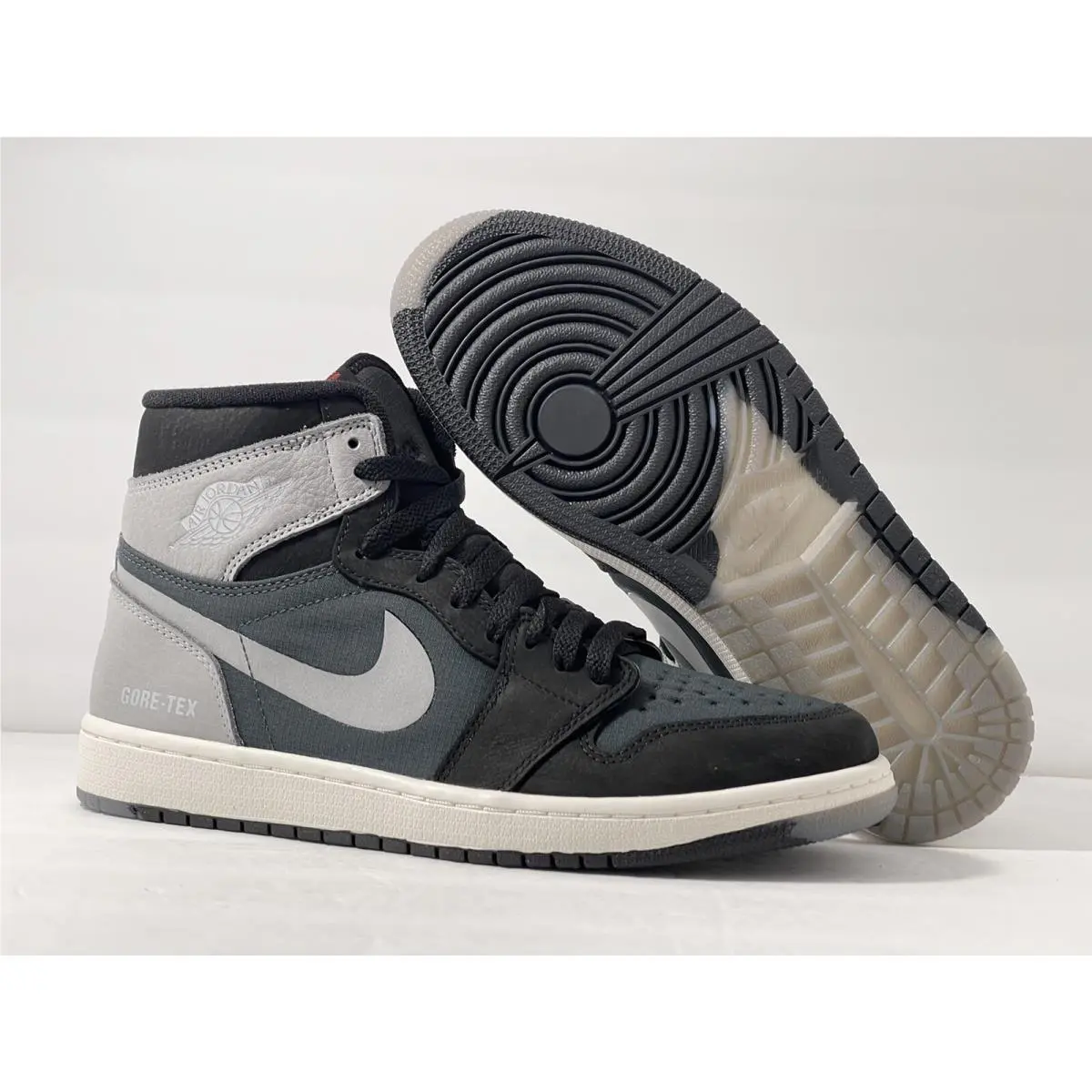 Nike Air Jordan 1 Element Gore-tex Black Particle Grey Men`s Size 8 DB2889-001 - BLACK/CHILE RED/PARTICLE GREY/SAIL