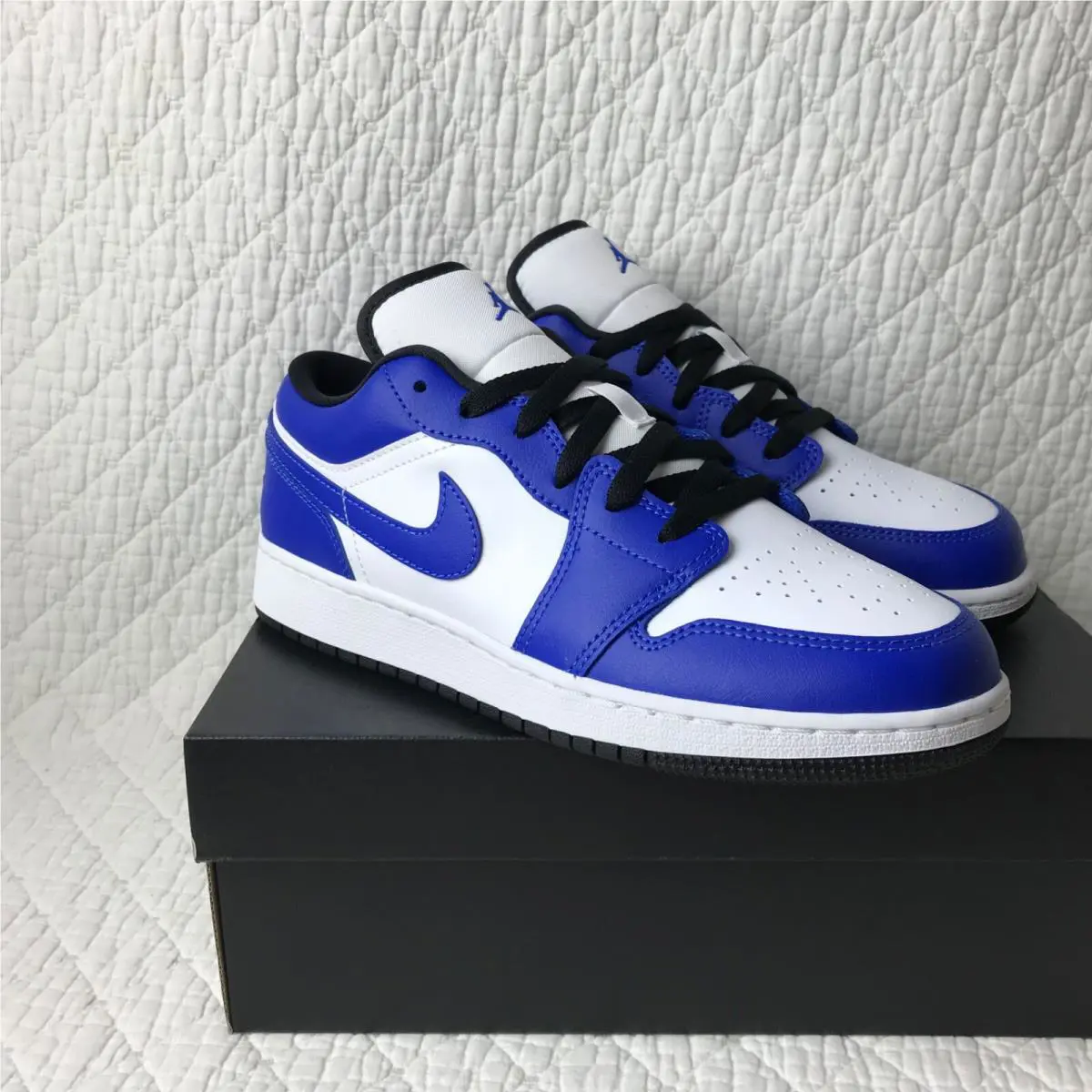 Nike shoes - Air Jordan 1 Low - Air Low - 553560-124 - White/Hyper Royal/Black 6