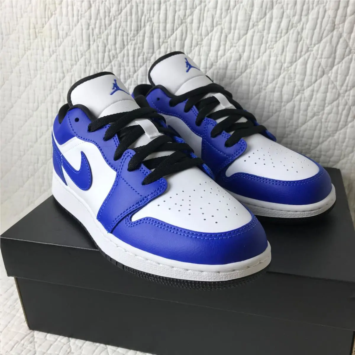 Nike shoes - Air Jordan 1 Low - Air Low - 553560-124 - White/Hyper Royal/Black 7