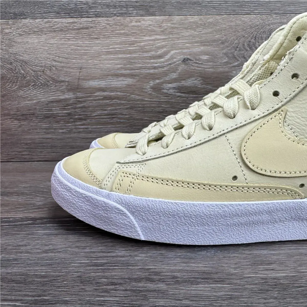 Nike shoes - Nike Blazer - Blazer - DQ7572-700 - Yellow (UPC: 196153964372) 6