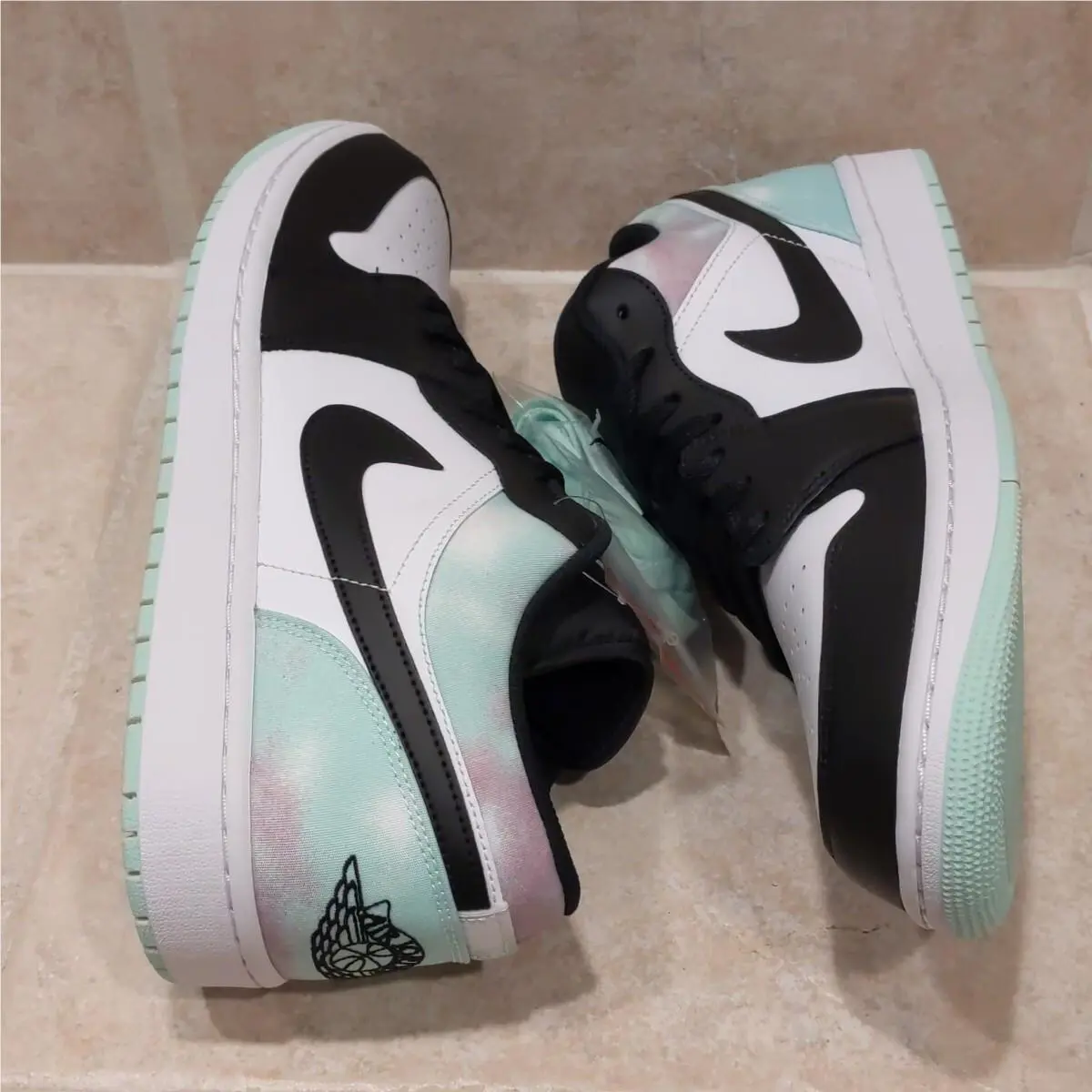 Nike shoes - Air Jordan 1 - Air - DM1199-100 - White (UPC: 0195869255057) 5