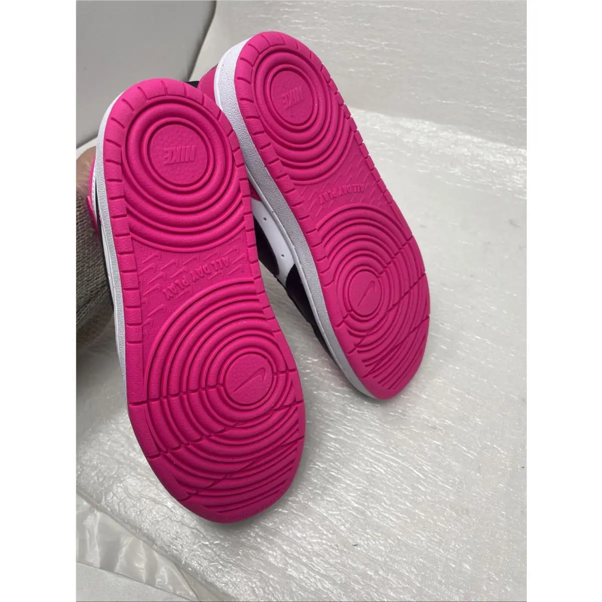 Nike shoes - HV0935-100 - HV0935-100 - Fierce Pink (UPC: 0197602331233) 6
