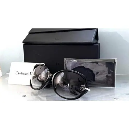 Christian  volute D28JJ Oval Black Frame Sunglasses 33 by Dior