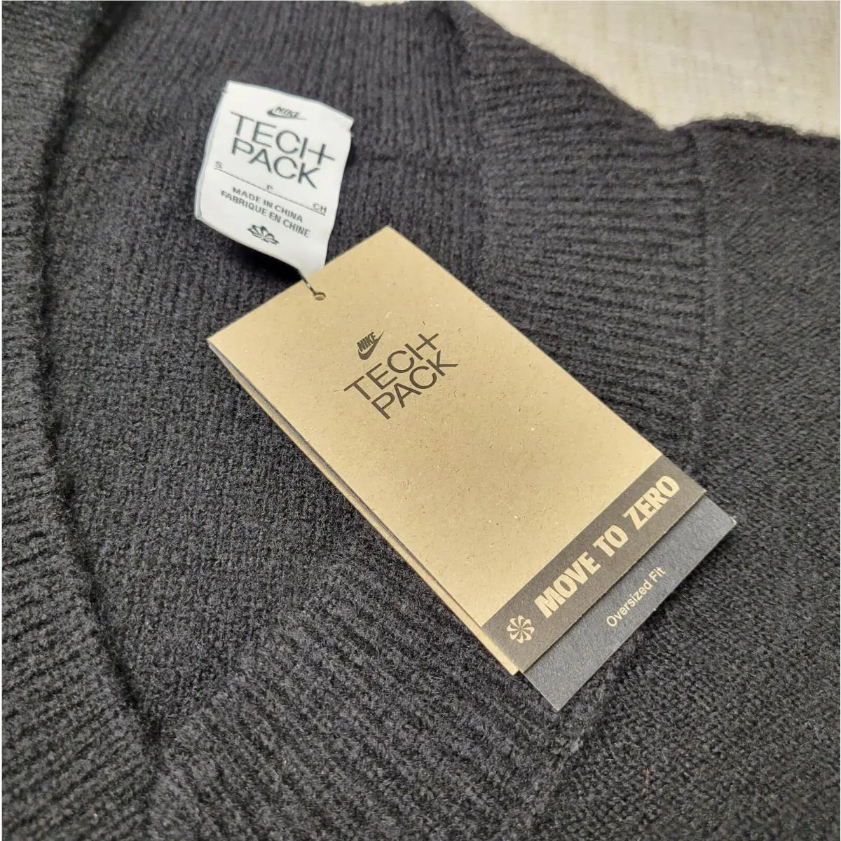 Nike clothing - FB7809-010 - FB7809-010 - Black Brown 6