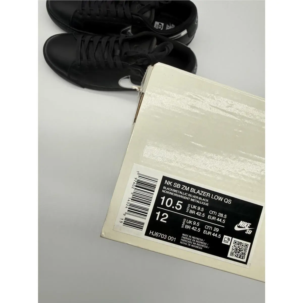 Nike shoes - Nike SB Zoom Blazer Low QS - HJ6703-001 - Black (UPC: 0197602143249) 9
