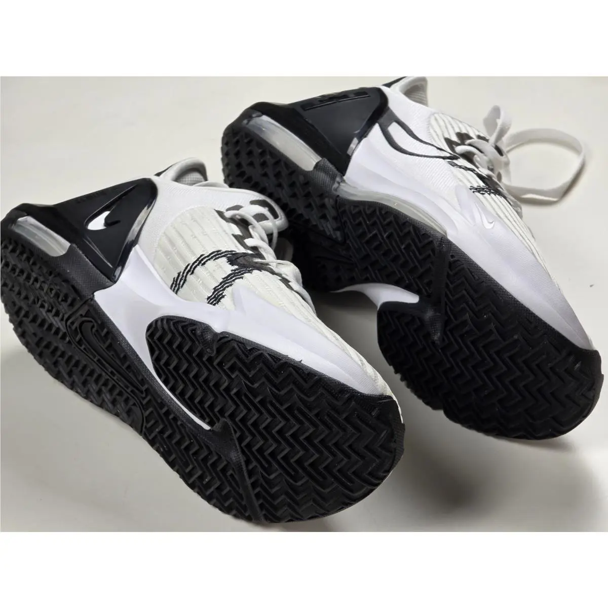 Nike shoes - Nike LeBron Witness 6 - LeBron Witness - DO9843-100 - White 0