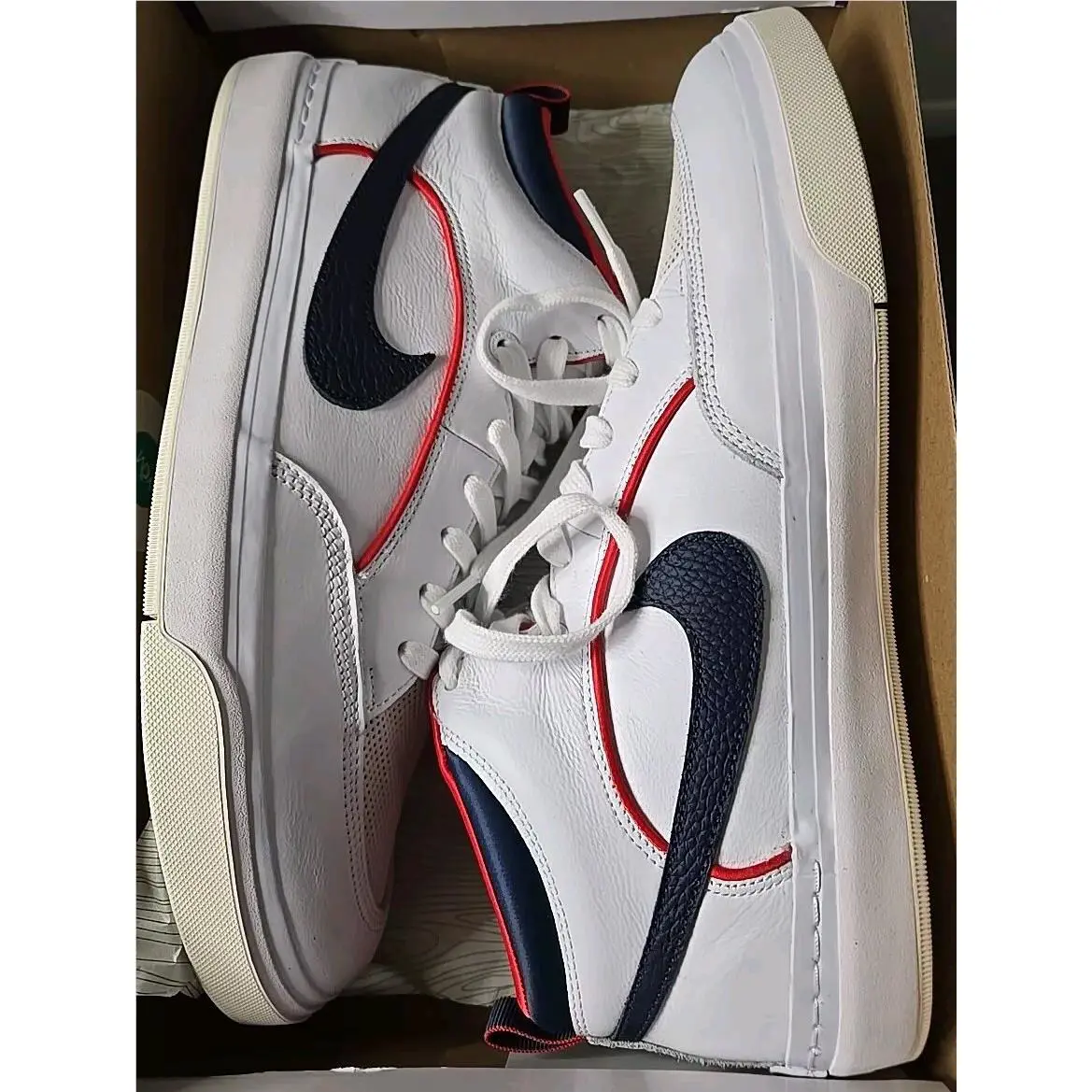 Nike shoes - Nike React Leo SB - React Leo - FD0268-100 - White, Manufacturer: White/Midnight Navy/University Red/White 0