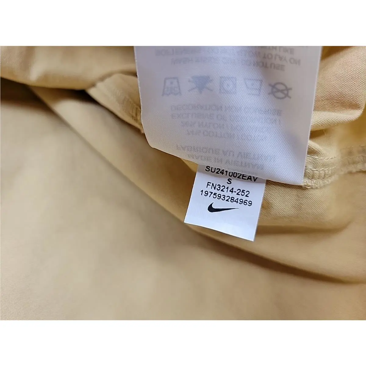 Nike clothing - Nike Life Utility Vest - Life Utility Vest - FN3214-252 - Sesame / Sesame 9