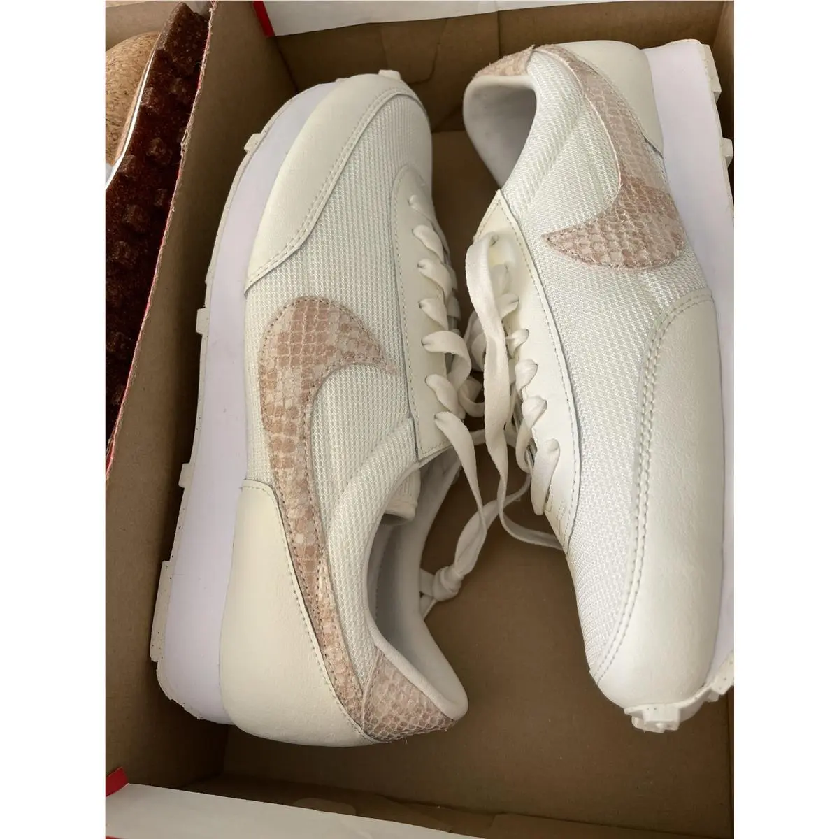 Nike shoes - DH4262-100 - DH4262-100 - Sail, Manufacturer: Sail (UPC: 0194955657379) 4