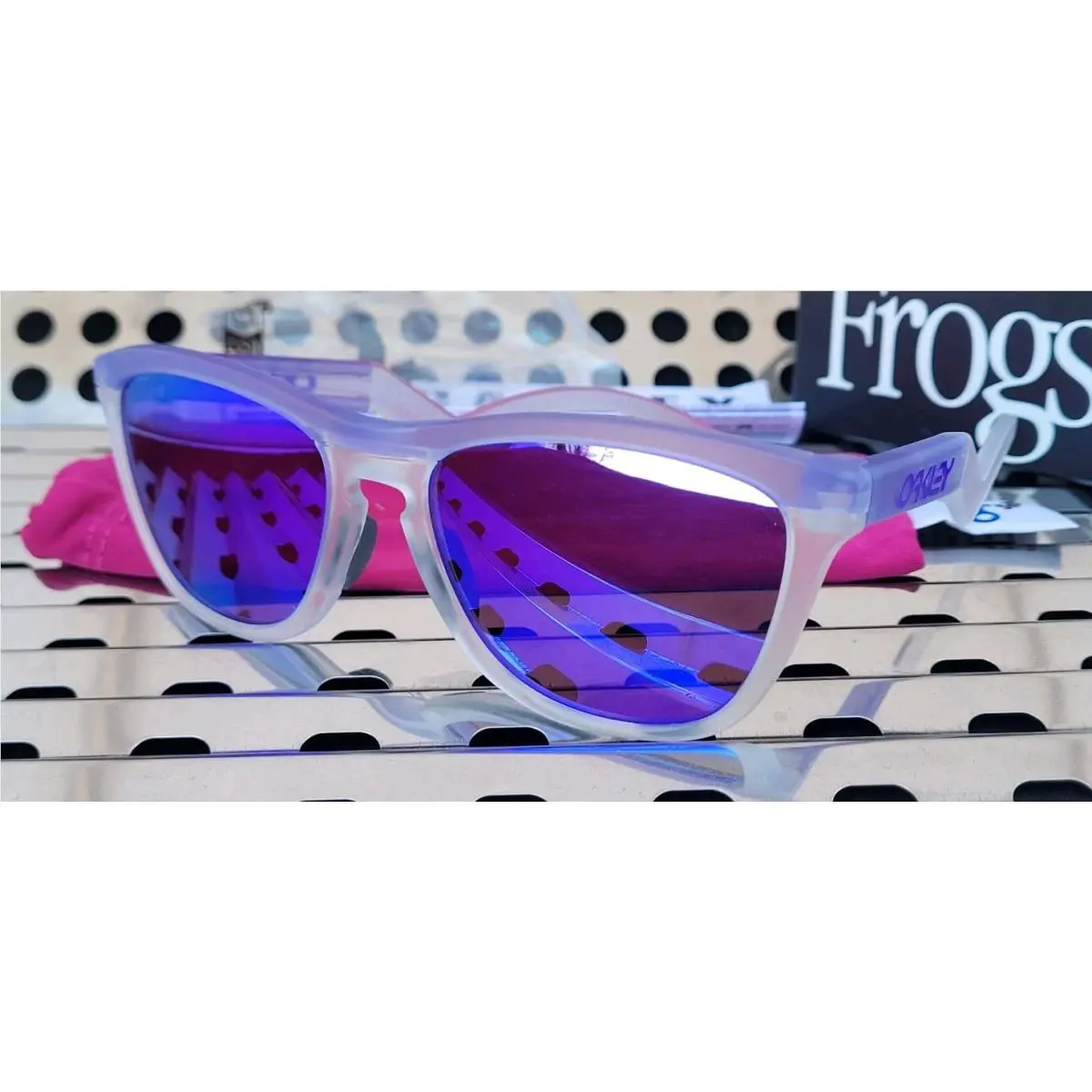 Oakley Frogskins Hybrid 9289-0155 Sunglasses Matt Lilac-clear / Prizm Violet