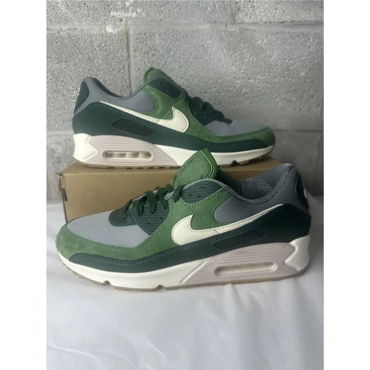 Nike Air Max 90 Premium Pro Green Shoes 2021 Men`s Sz 8 DH4621-300