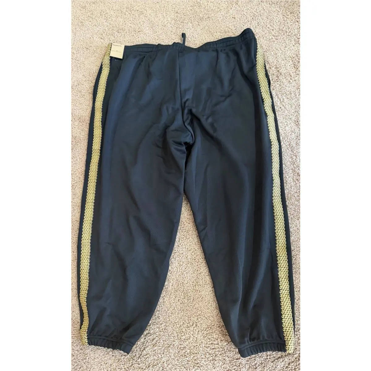Nike clothing - HQ4699-010 - HQ4699-010 - Black (UPC: 197861845526) 3