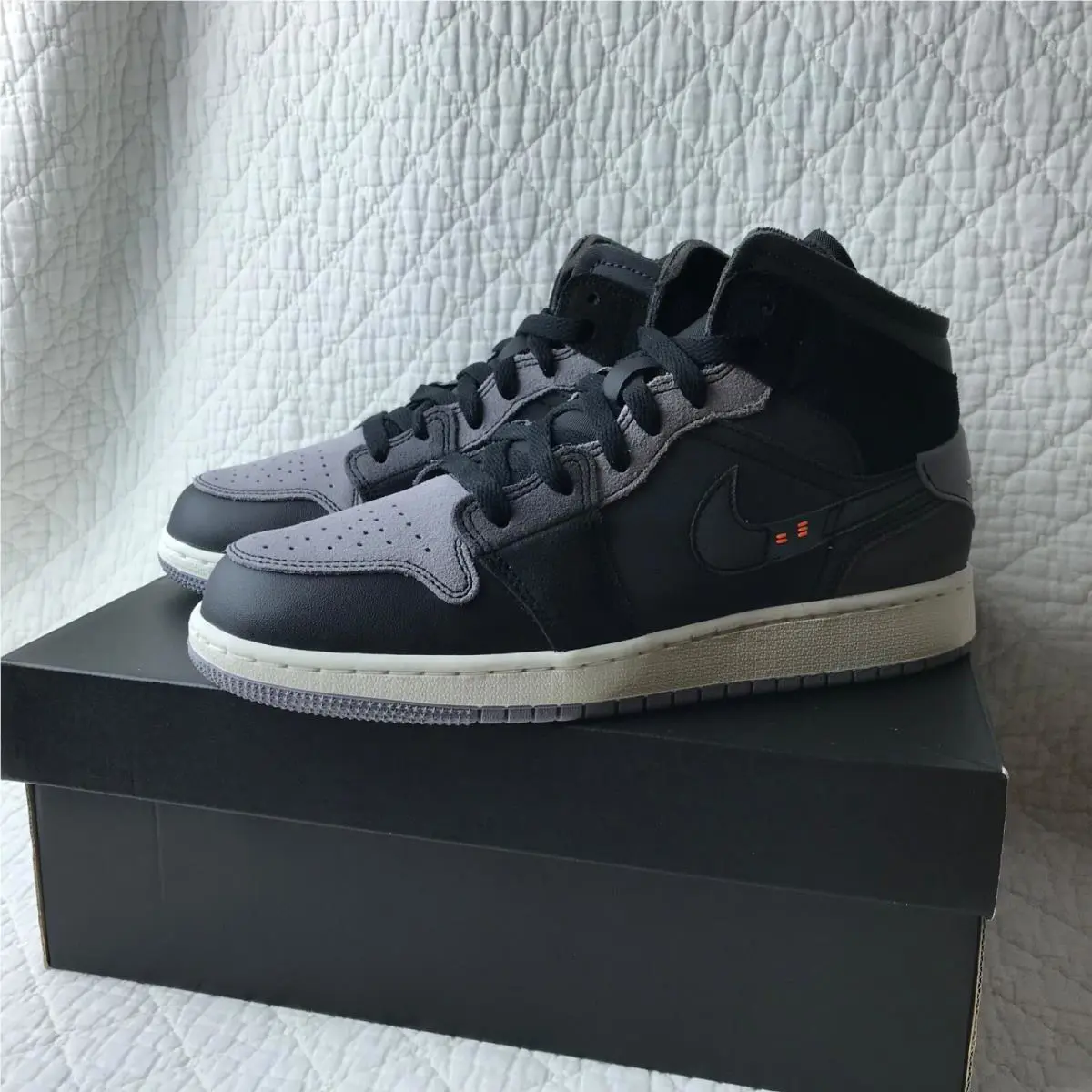 Nike shoes - Jordan Air 1 Mid GS - DV0438-001 - Black/Cement Grey LT Graphite 5