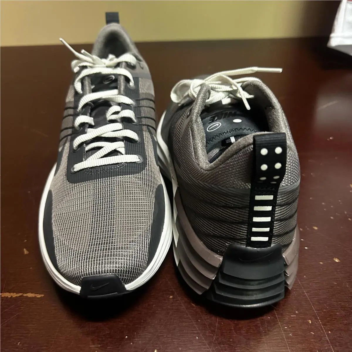 Nike shoes - Gray 3