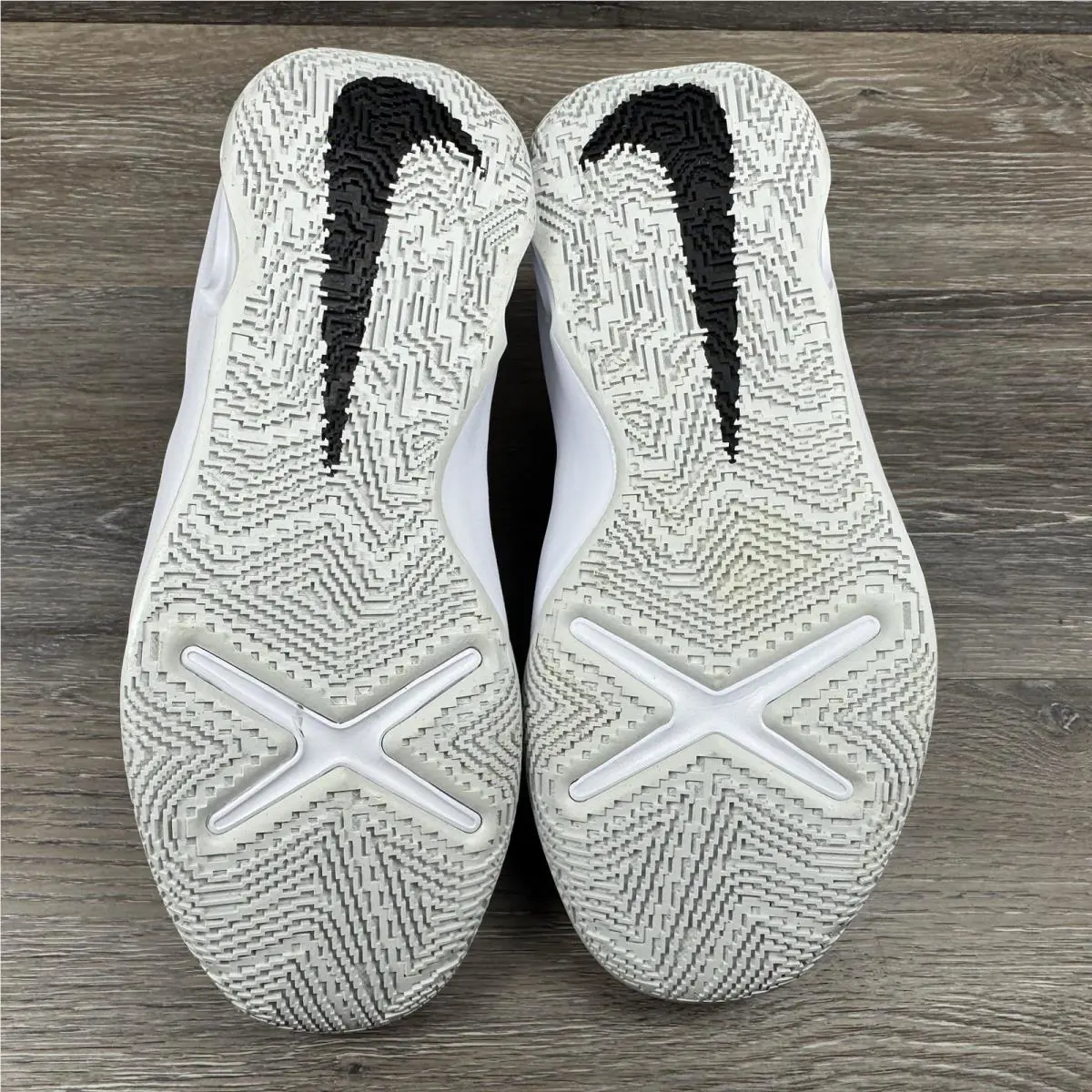 Nike shoes - Nike Team Hustle D10 - Team Hustle - cw6735-002 - White 6