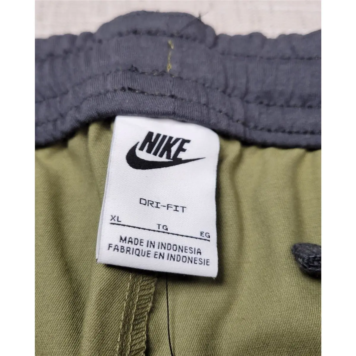 Nike clothing - FB2191-378 - FB2191-378 - Green (UPC: 0196152843142) 10