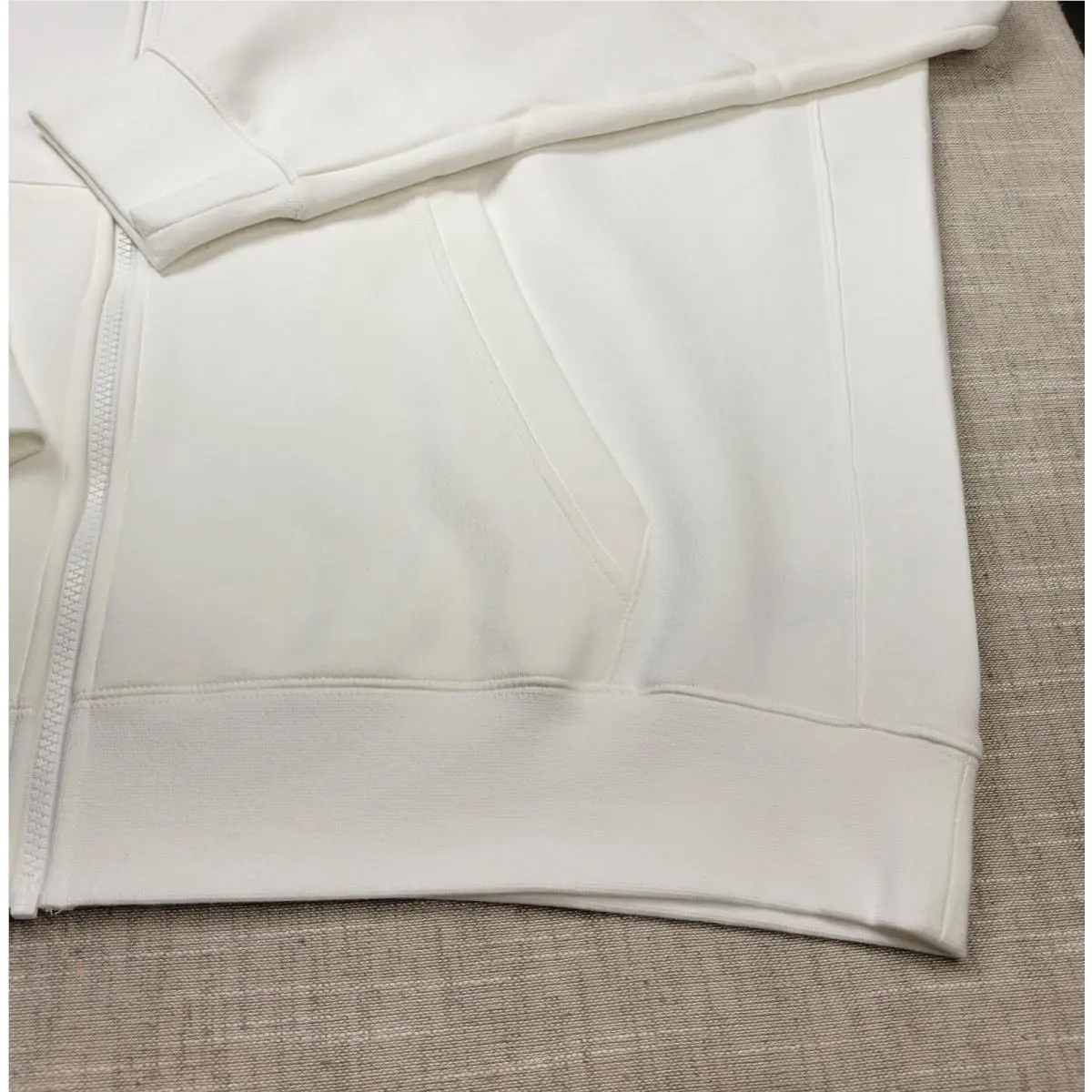 Nike clothing - BV2645-100 - BV2645-100 - White Black 4