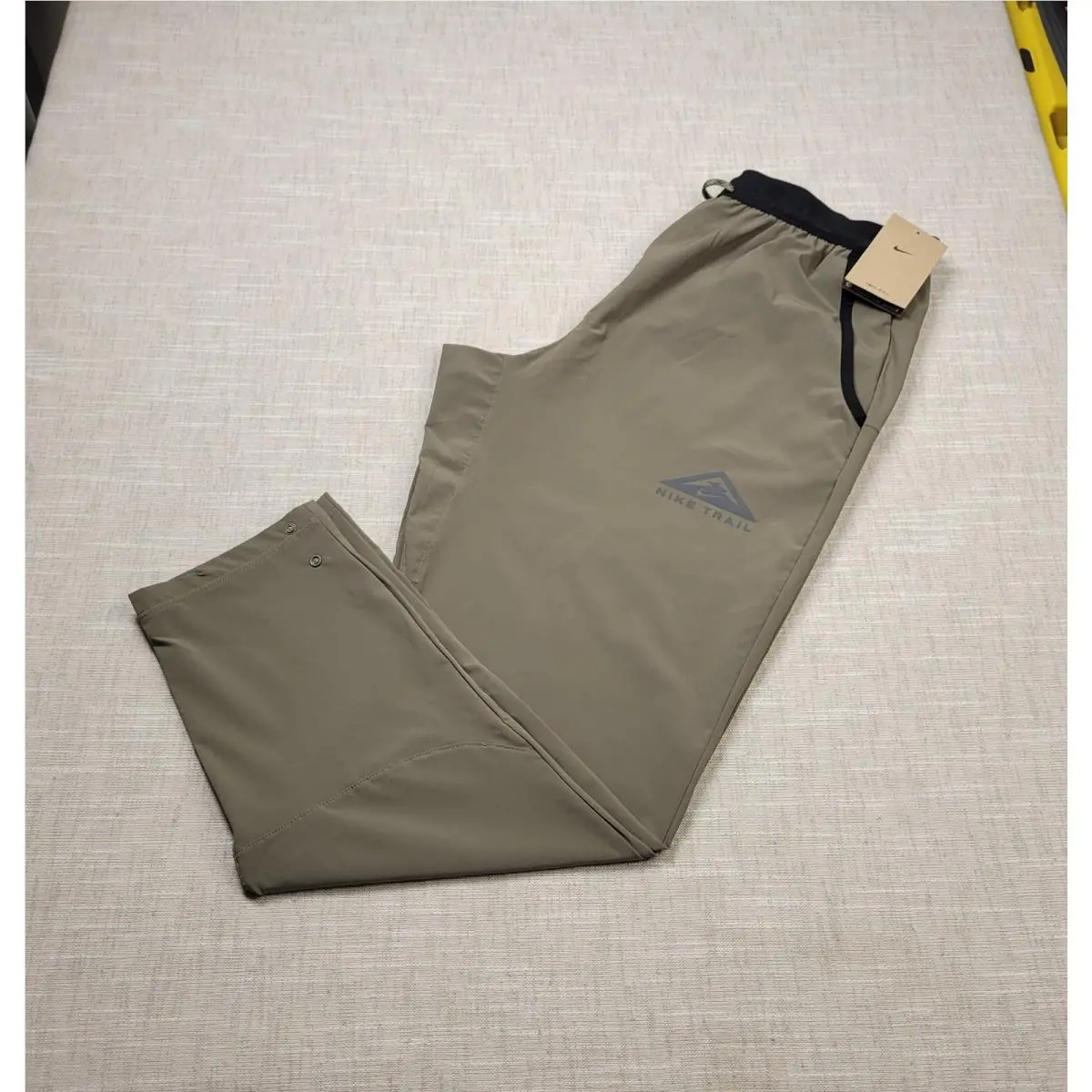 Nike Trail Dawn Range Running Pants Large Mens Olive Green Black Tapered