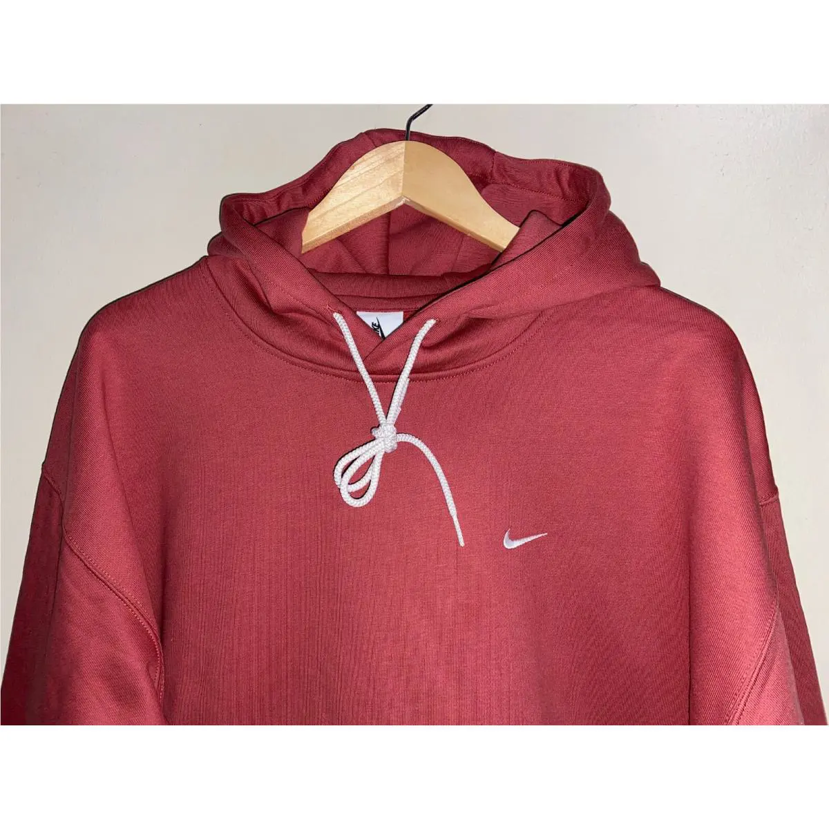 Nike clothing - Multicolor (UPC: 00196151928376) 0