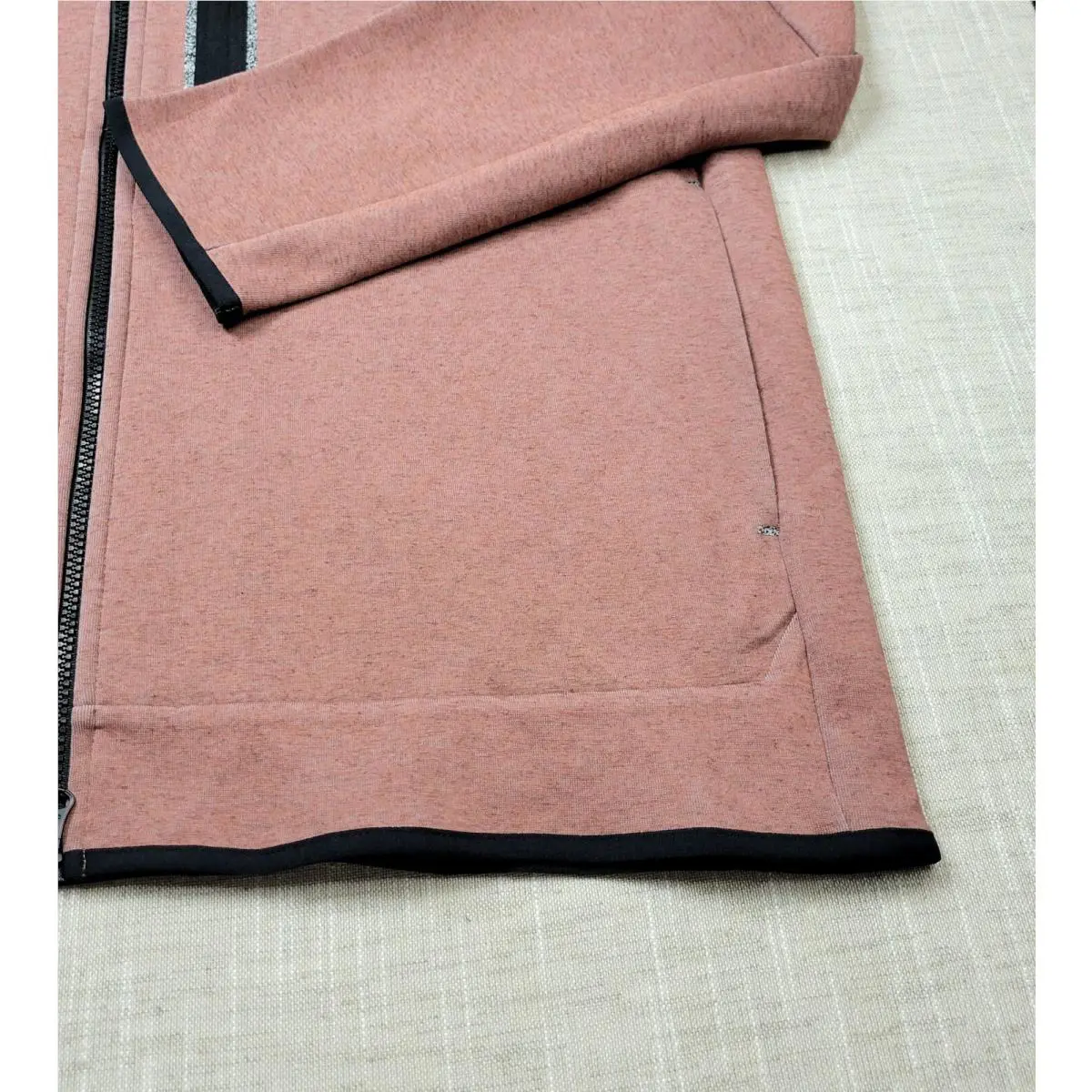 Nike clothing - Red Redstone Black Gray 4