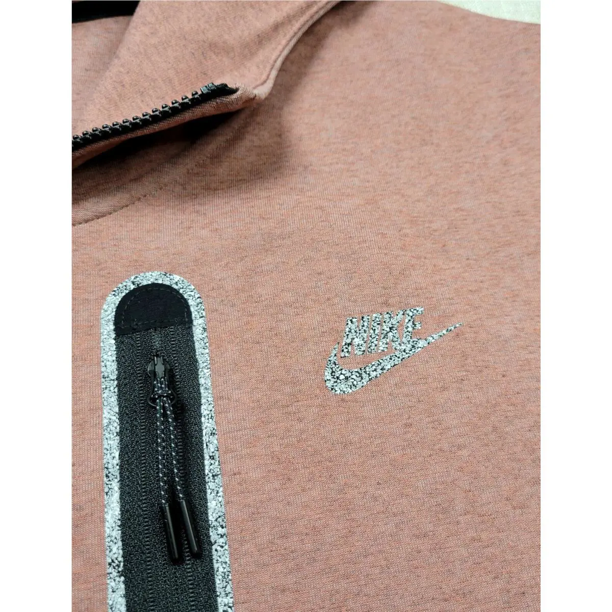 Nike clothing - Red Redstone Black Gray 2