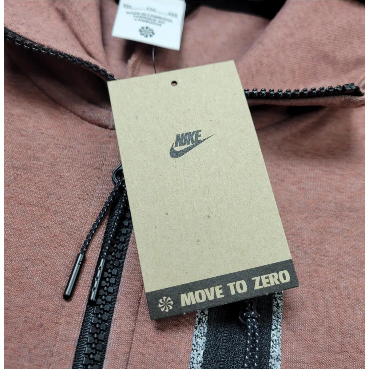 Nike clothing - Red Redstone Black Gray 6