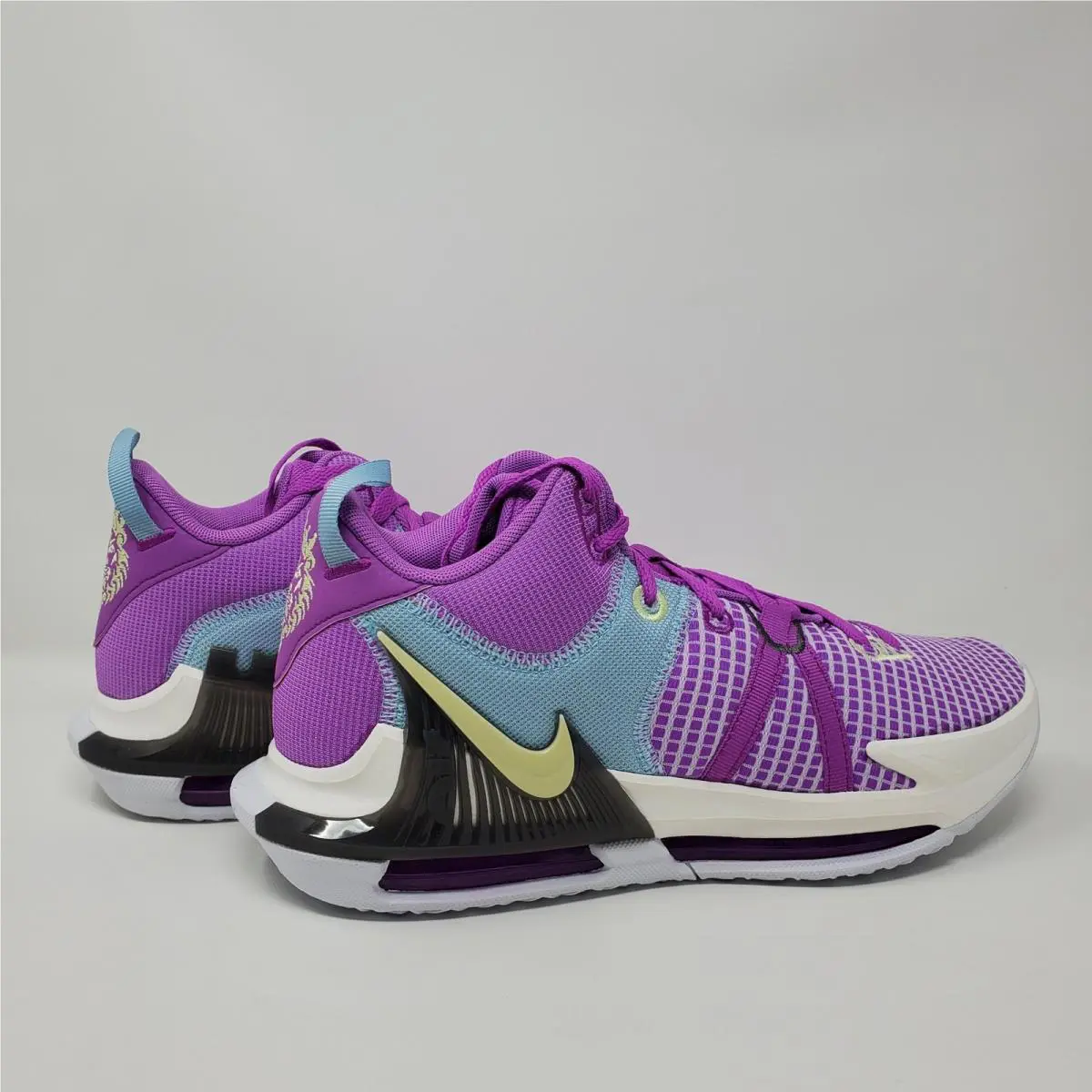 Nike shoes - Nike LeBron Witness 7 - LeBron Witness - DM1123-500 - Purple 5