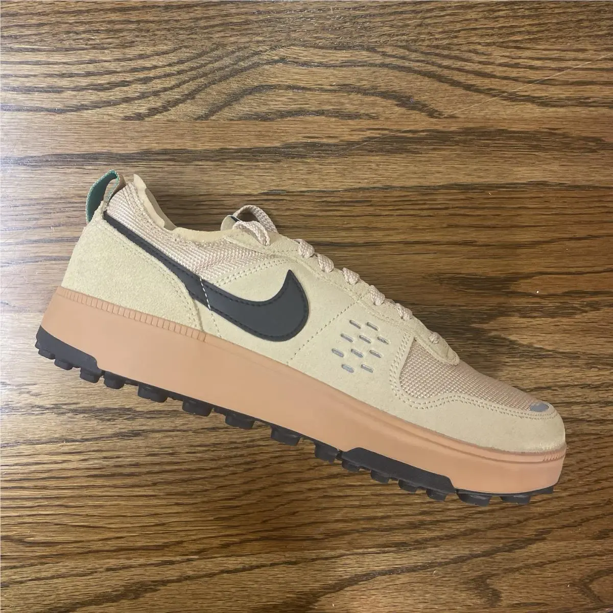 Nike C1TY Brownstone Low Sesame Flax Mens Size 8.5 Casual Comfortable Shoes