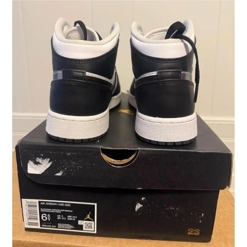 Nike shoes - Nike Air Jordan 1 Mid GS - DR9495 001 - Multicolor 1