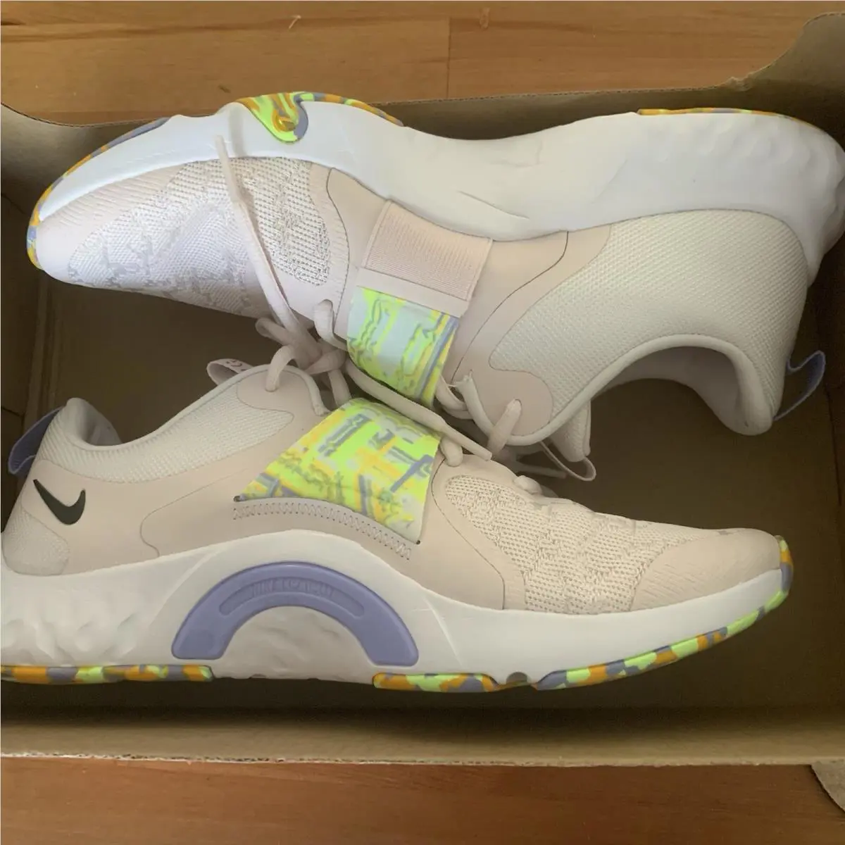 Nike shoes - Nike Renew In-Season - Renew - Pink 4