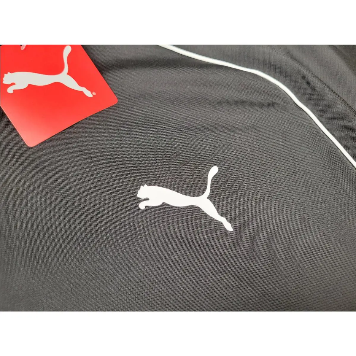 Puma clothing - Black White 3