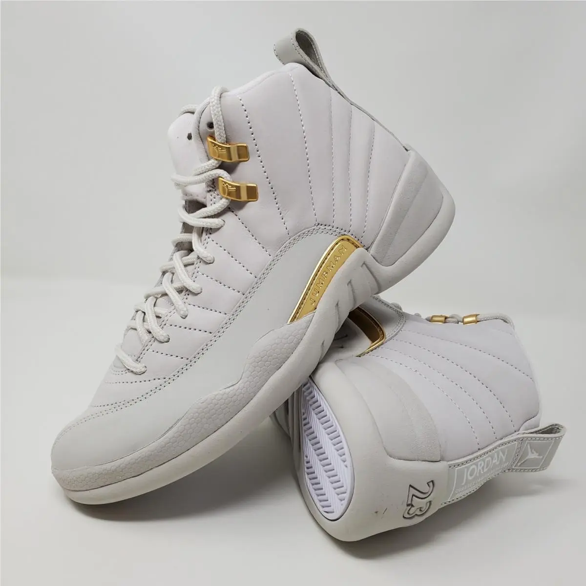 Nike Women’s Air Jordan 12 Retro Phantom Metallic Gold FD9101-007 Women`s Size 9