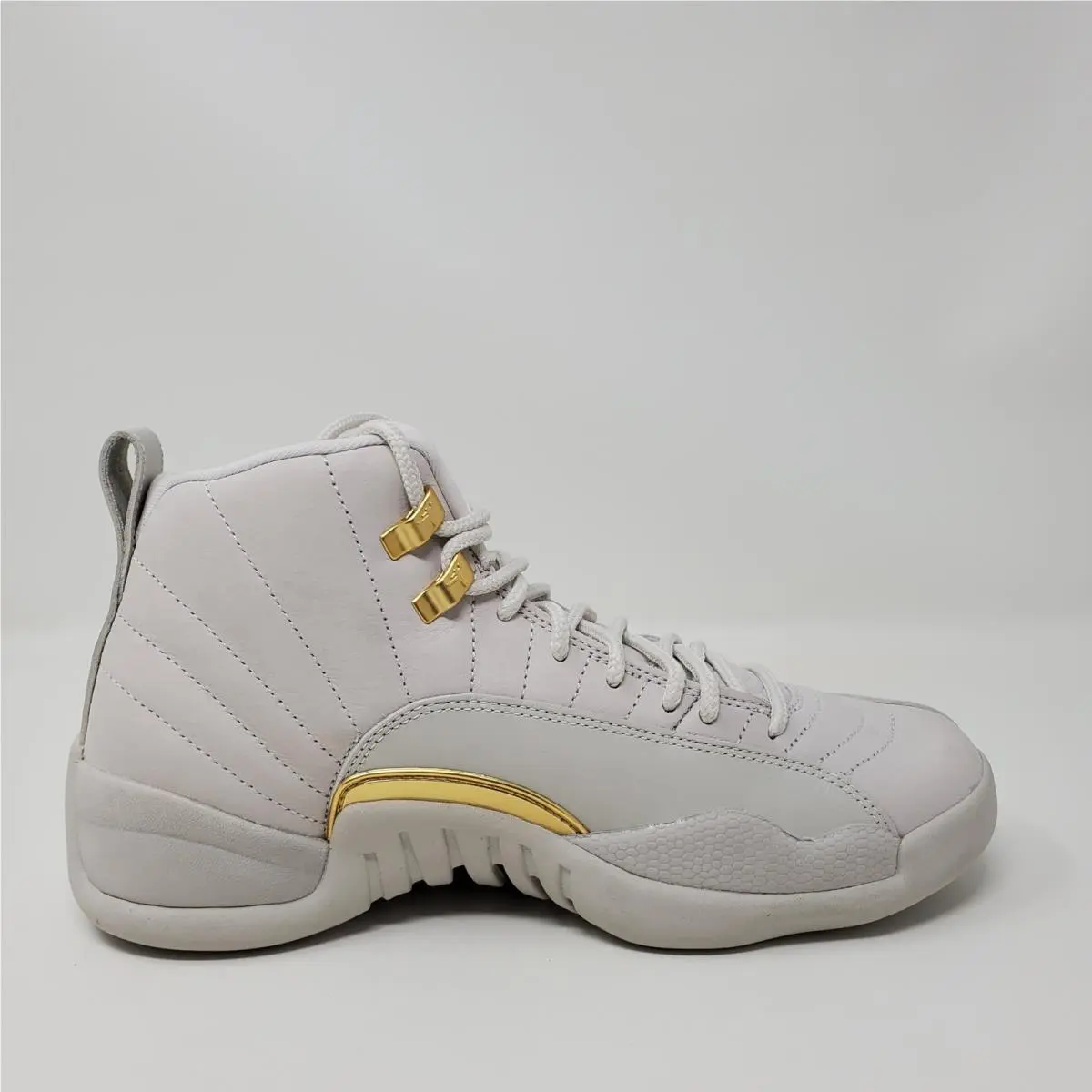 Nike shoes - Nike Air Jordan 12 Retro - FD9101-007 - Cream 4