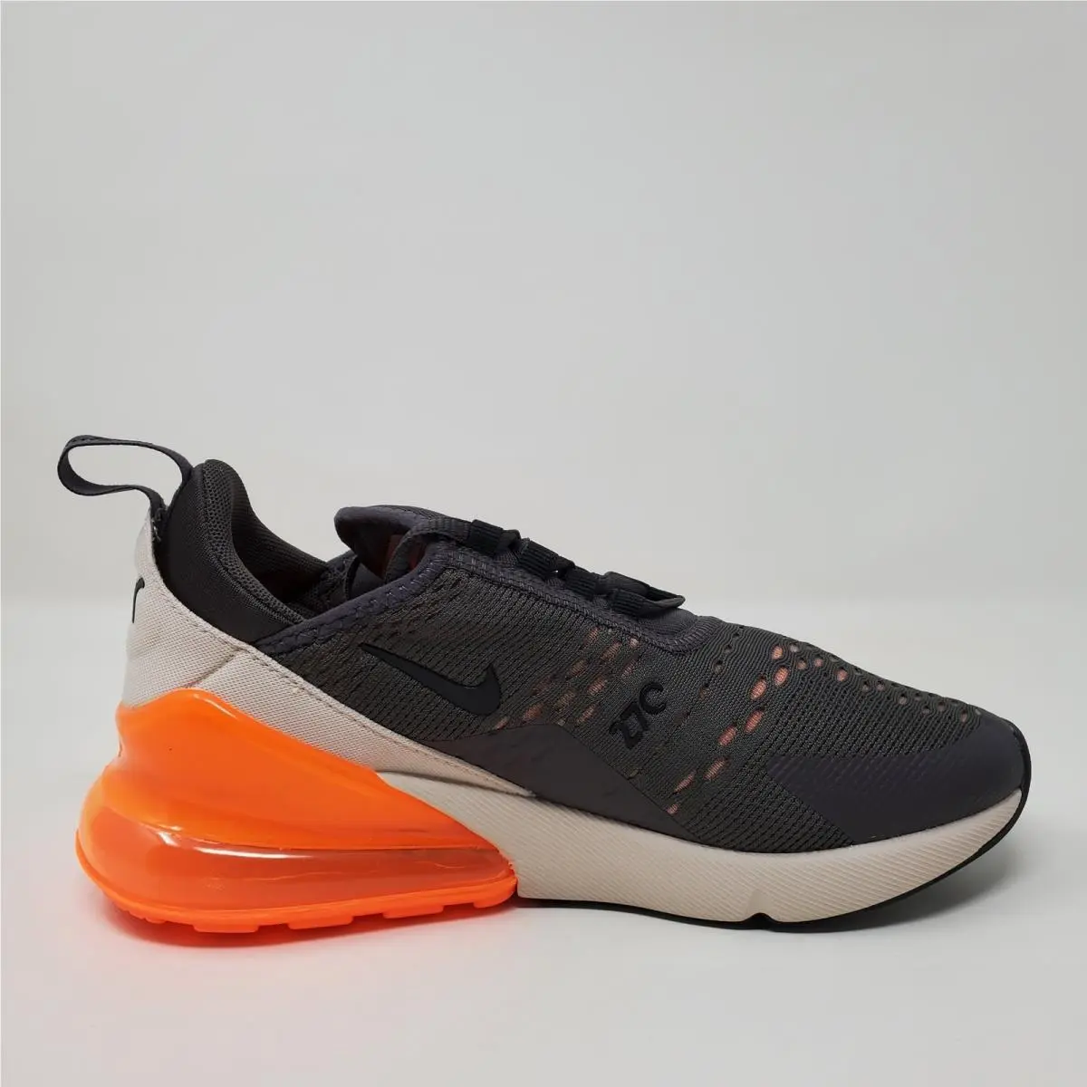 Nike shoes - Nike Air Max 270 - Air Max - AH8050-024 - Orange 4