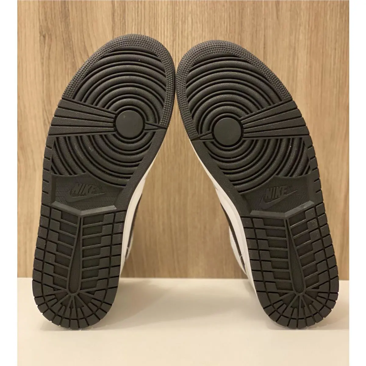 Nike shoes - Air Jordan 1 - Air - BQ6472-015 - Gray (UPC: 0195243796435) 6