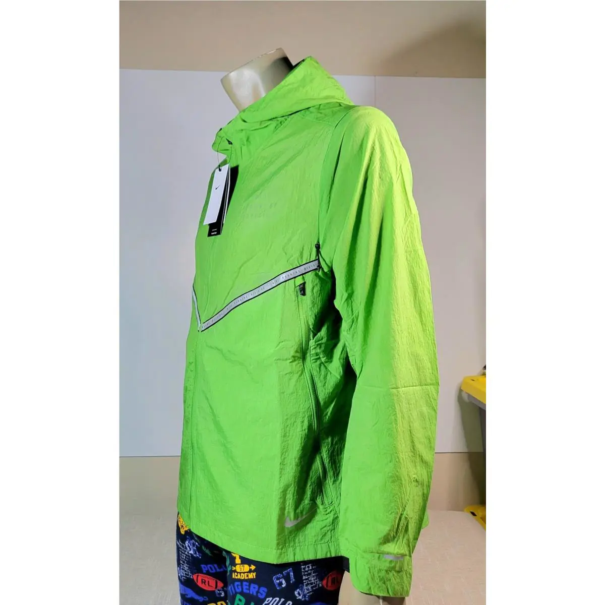 Nike clothing - NIKE Repel - Repel - DM4773-377 - Green Silver 0
