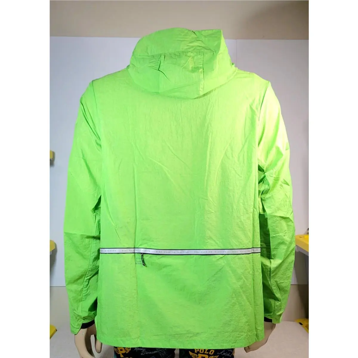 Nike clothing - NIKE Repel - Repel - DM4773-377 - Green Silver 1