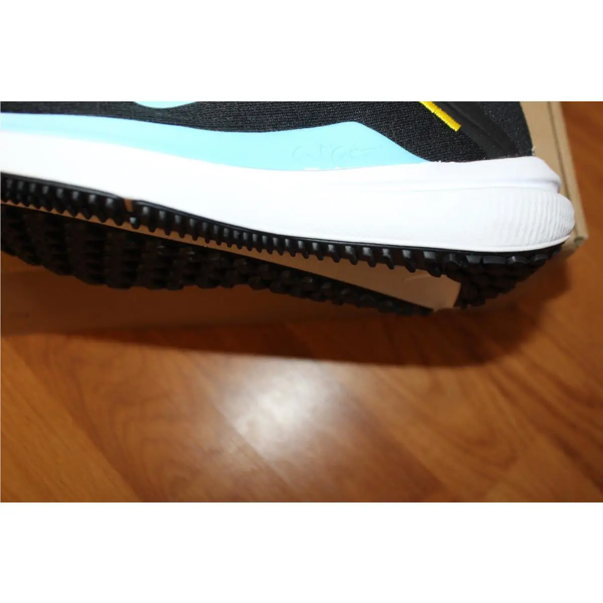 Nike shoes - AIR WINFLO - AIR WINFLO - DV4023 - BALTIC (UPC: 196604442718) 4