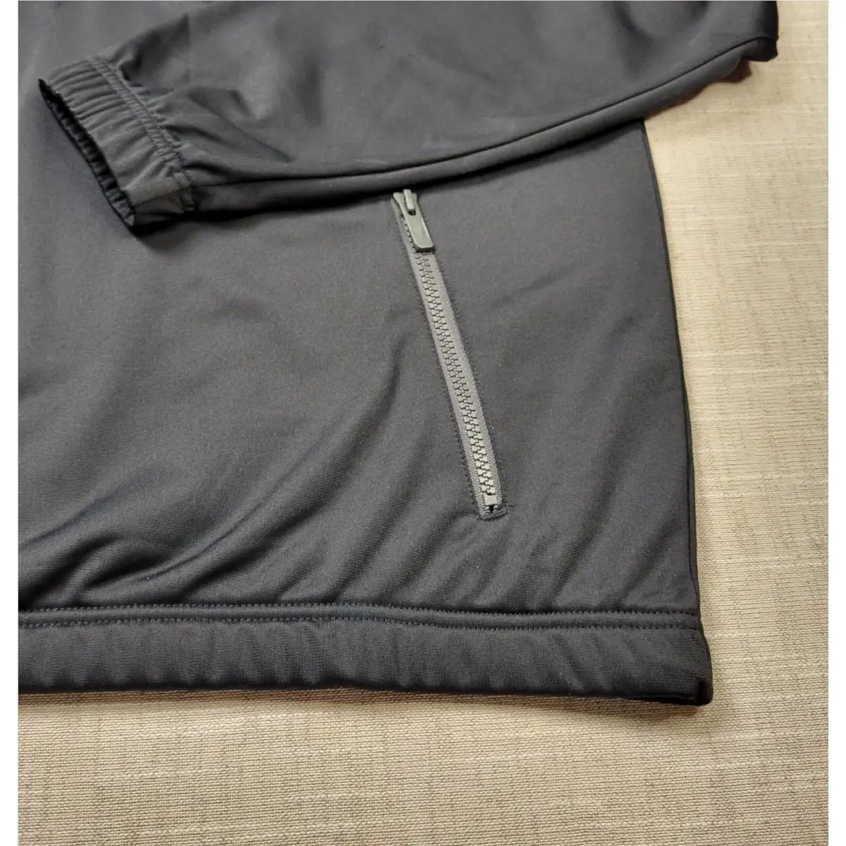 Nike clothing - Nike Essentials - Essentials - DM6845-010 - Black 4