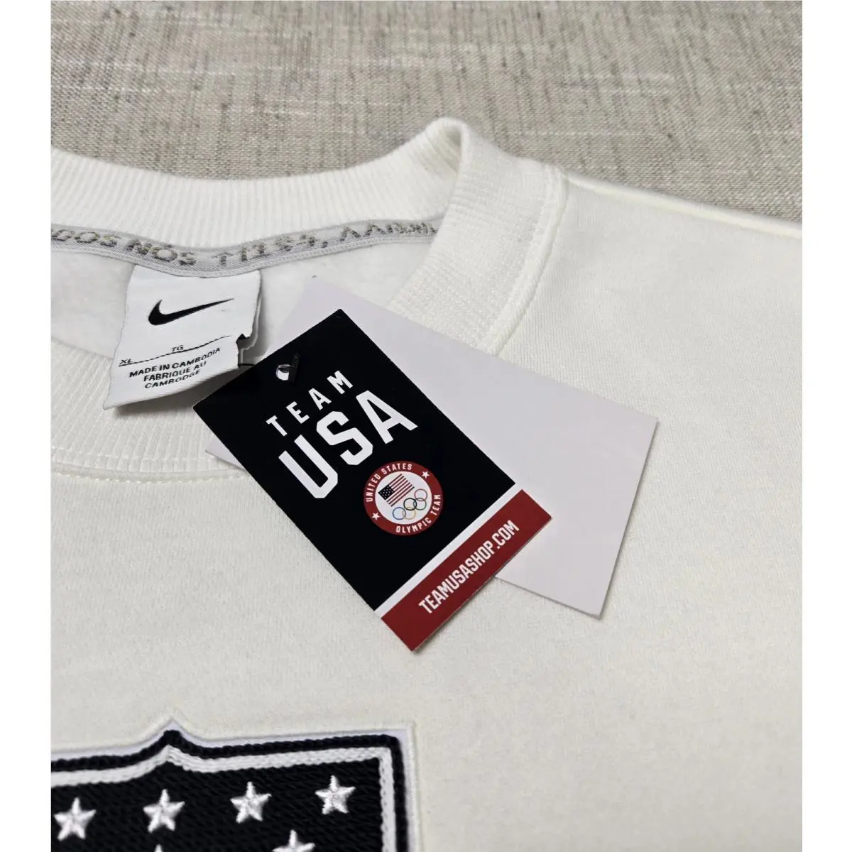 Nike clothing - FN0982-133 - FN0982-133 - White Blue Red 5