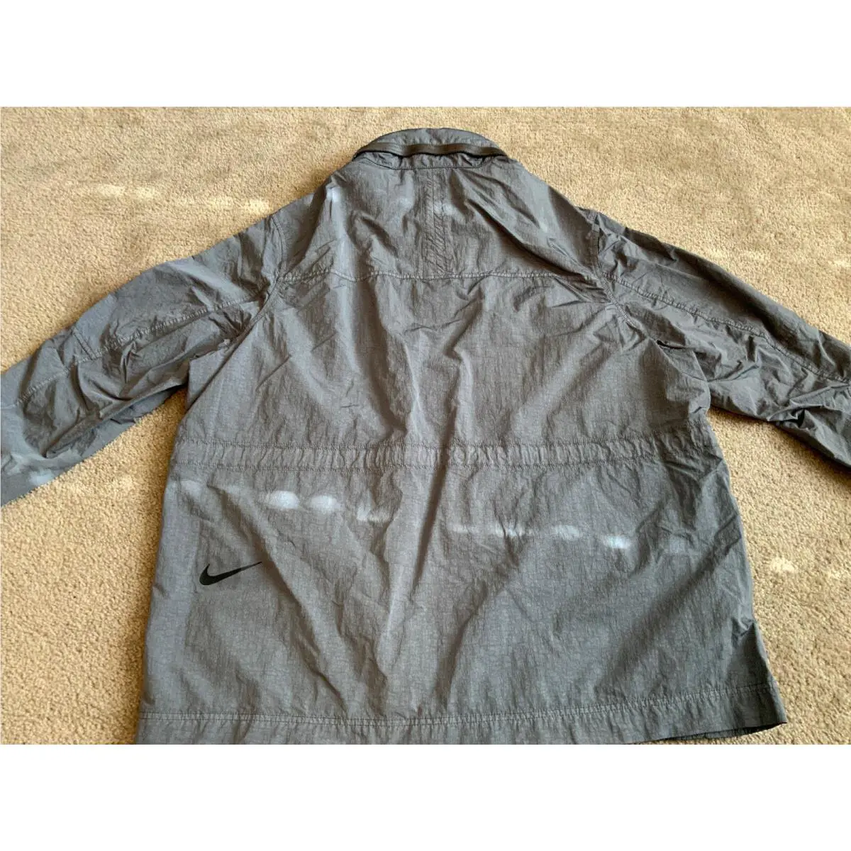 Nike clothing - Grey/Black (UPC: 0193146270014) 8