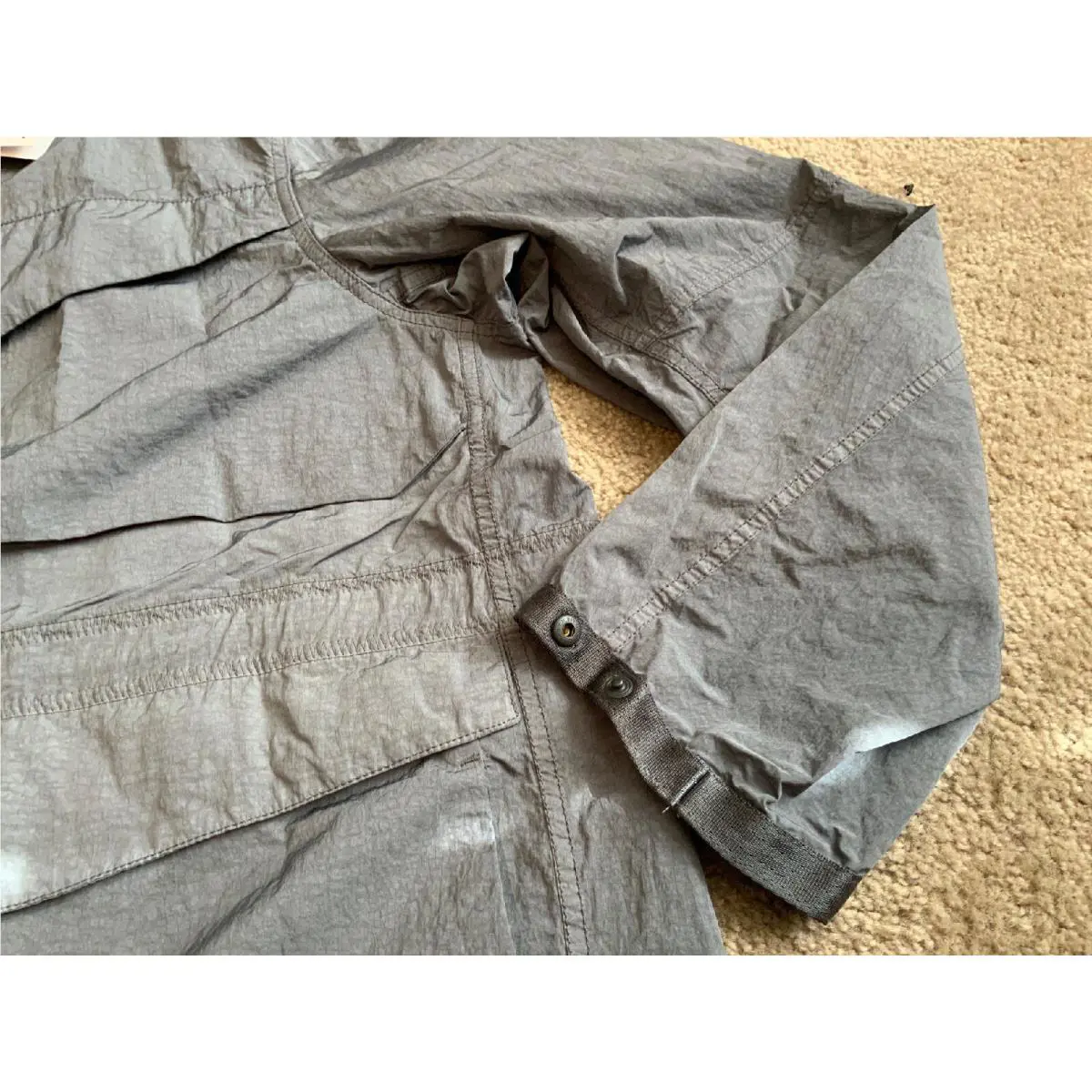 Nike clothing - Grey/Black (UPC: 0193146270014) 2