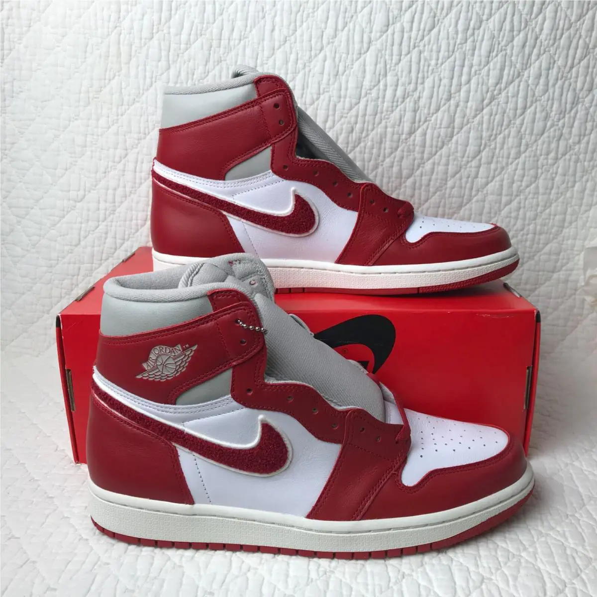 Nike shoes - Nike Air Jordan 1 - Air - LT Iron Ore/ Varsity Red Sail 0