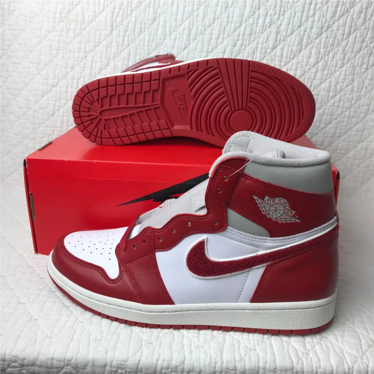 Nike shoes - Nike Air Jordan 1 - Air - LT Iron Ore/ Varsity Red Sail 2