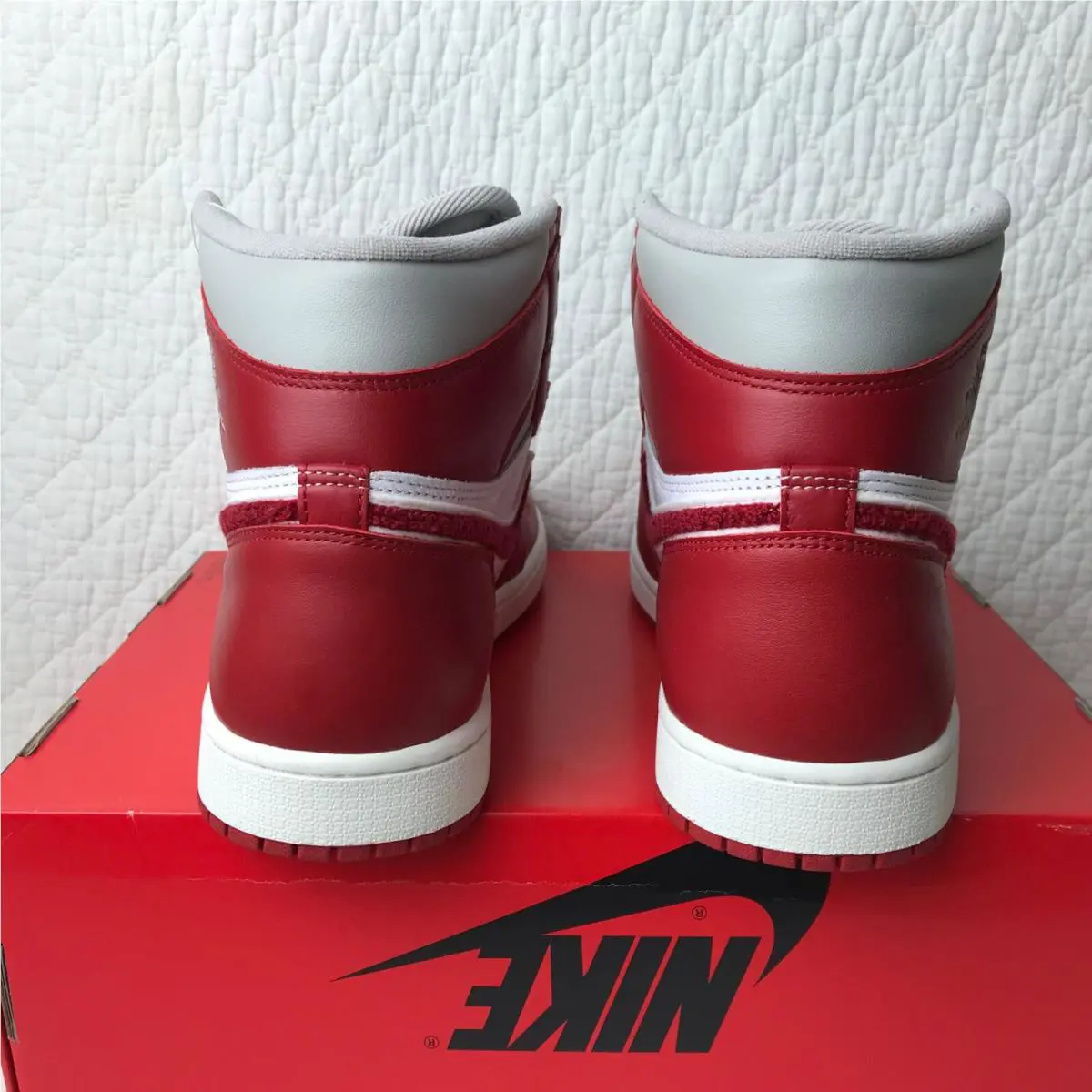 Nike shoes - Nike Air Jordan 1 - Air - LT Iron Ore/ Varsity Red Sail 4