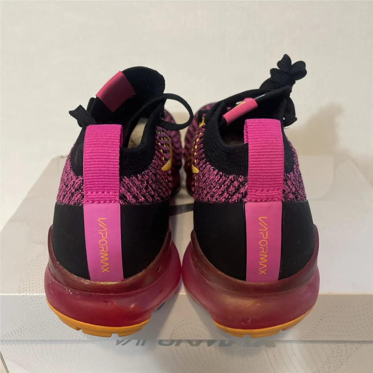 Nike shoes - Nike Air Vapormax Flyknit - Air Vapormax Flyknit - AJ6910600 - Purple, Manufacturer: Laser Fuchsia 3