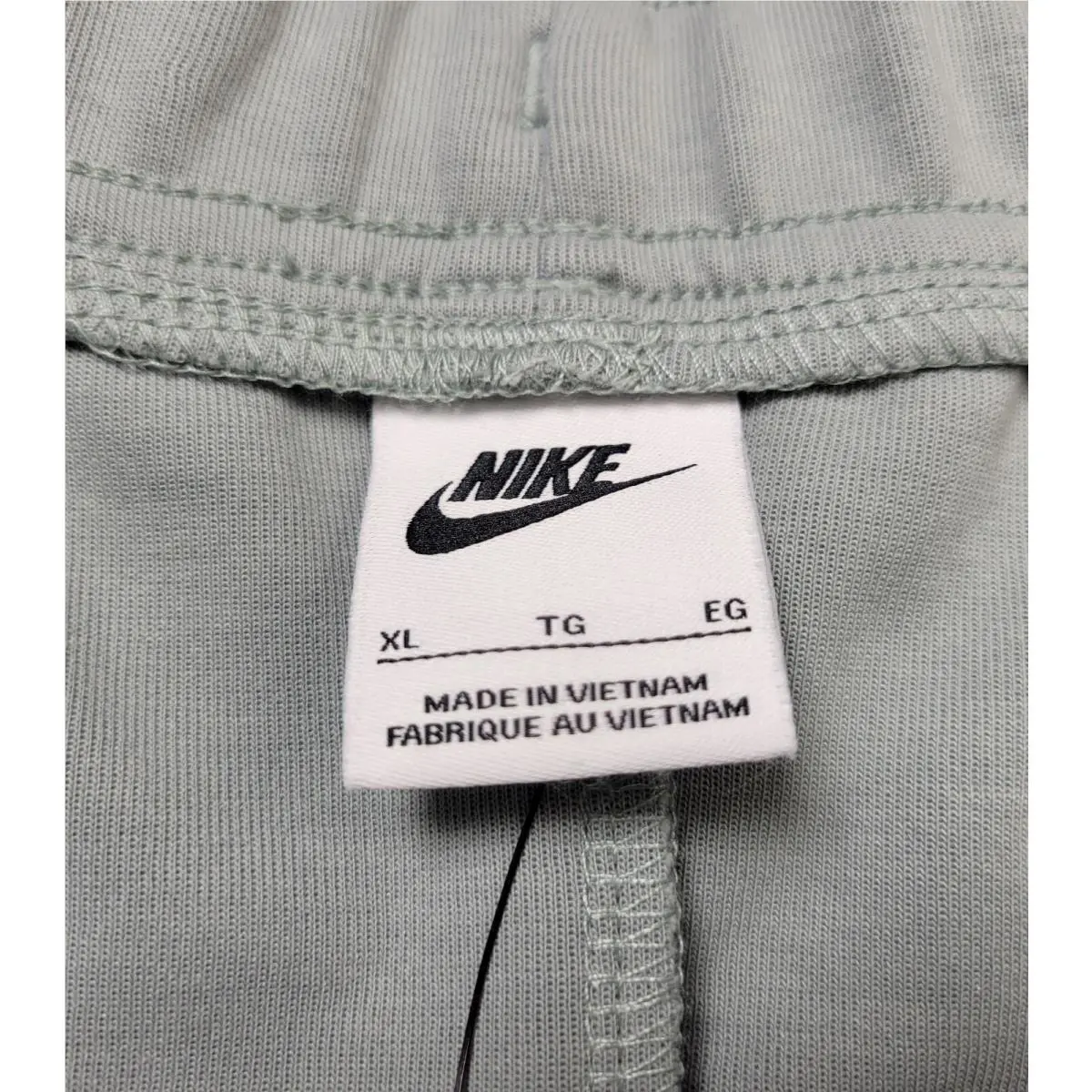 Nike clothing - NIKE NSW Tech - NSW Tech - CU4495-330 - Mica Green Black 9