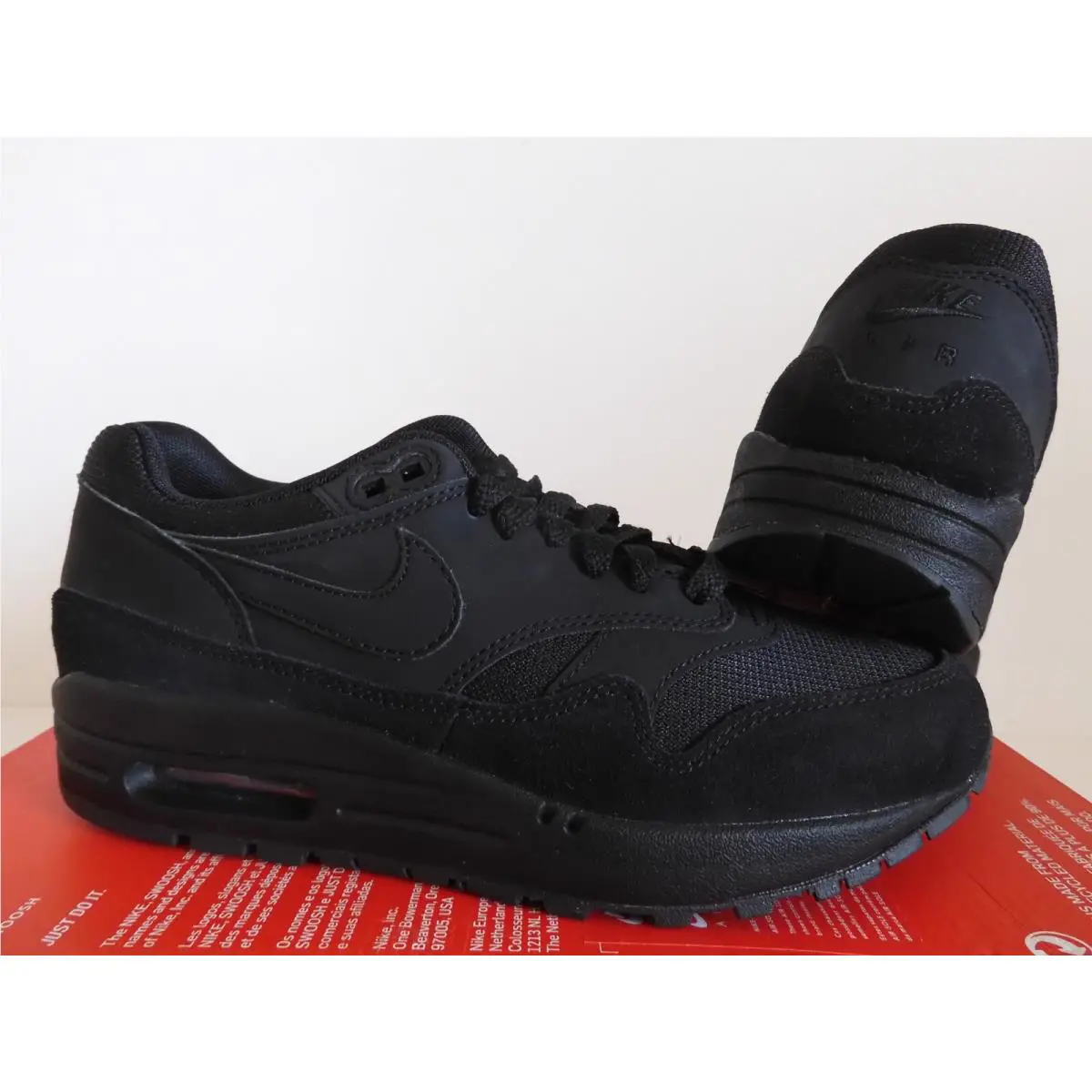Nike shoes - Nike Air Max 1 - Air Max - 319986-045 - Black (UPC: 193145560833) 0