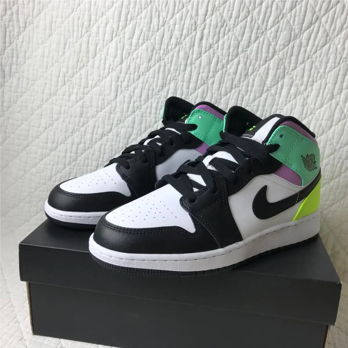 Nike shoes - Jordan Air 1 Mid GS - White/Black-Volt Green Glow 6
